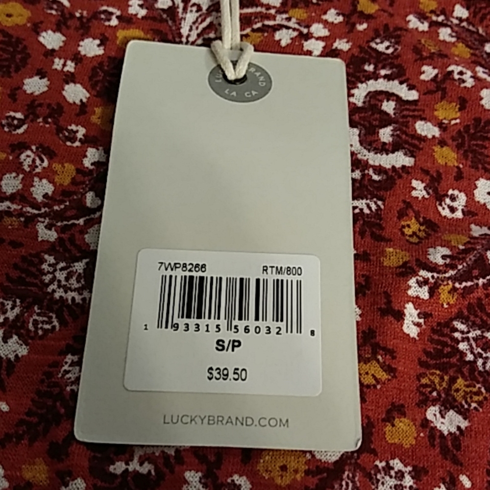 Lucky Brand printed short sleeve tee size … - Picture 8 of 8